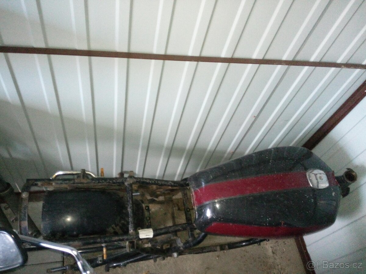 Díly Suzuki Gs 1000e - 2