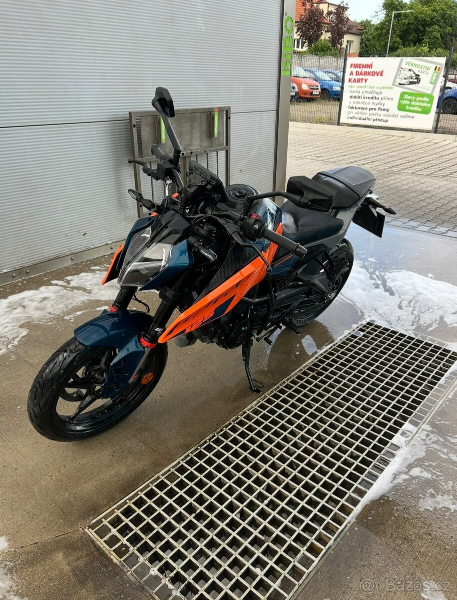 KTM duke 125 - 2