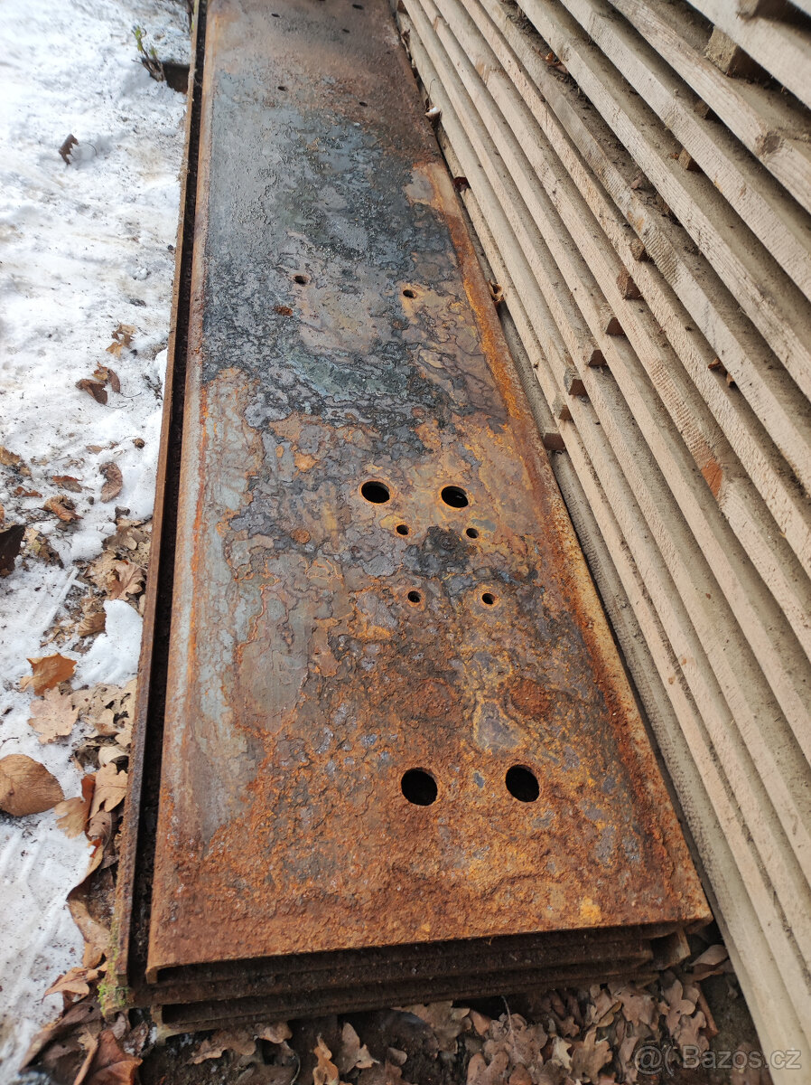 prodám plechy - profily U - 2