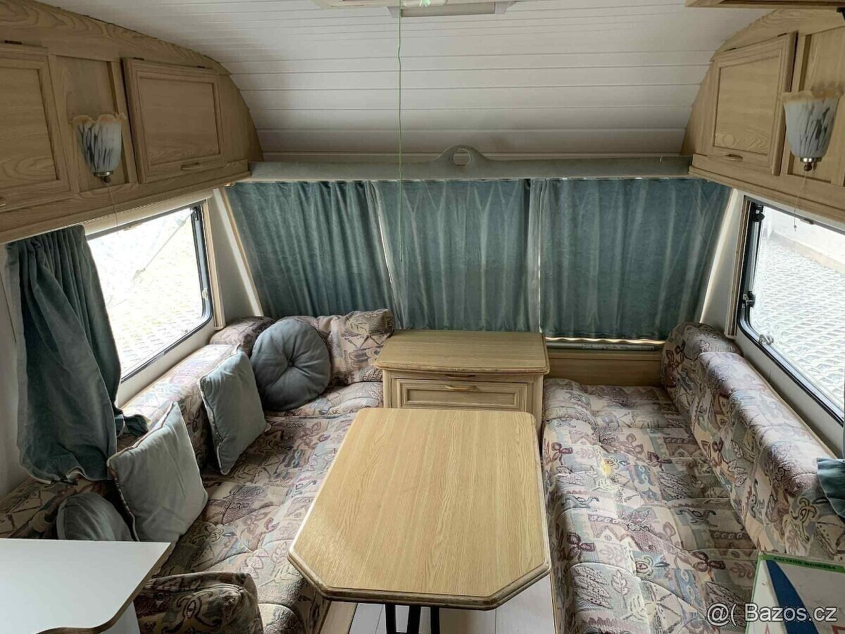 Pronájem Karavanu - 2