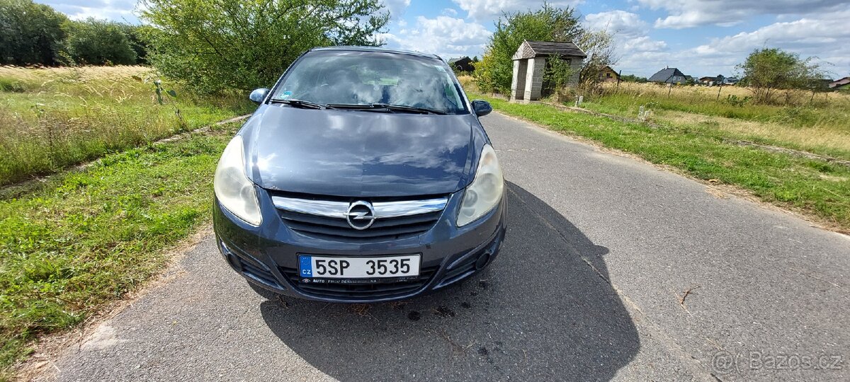 Prodám Opel Corsa 1.2i 16V r.v. 2009 - 2