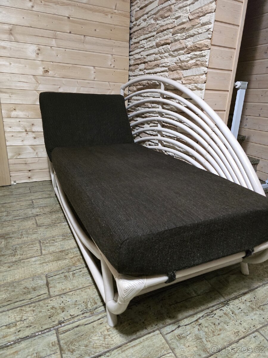 Ratanová pohovka - 2