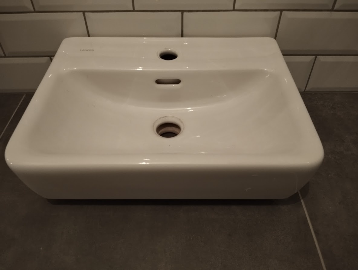 Umyvadlo Laufen 45x34x14 - 2
