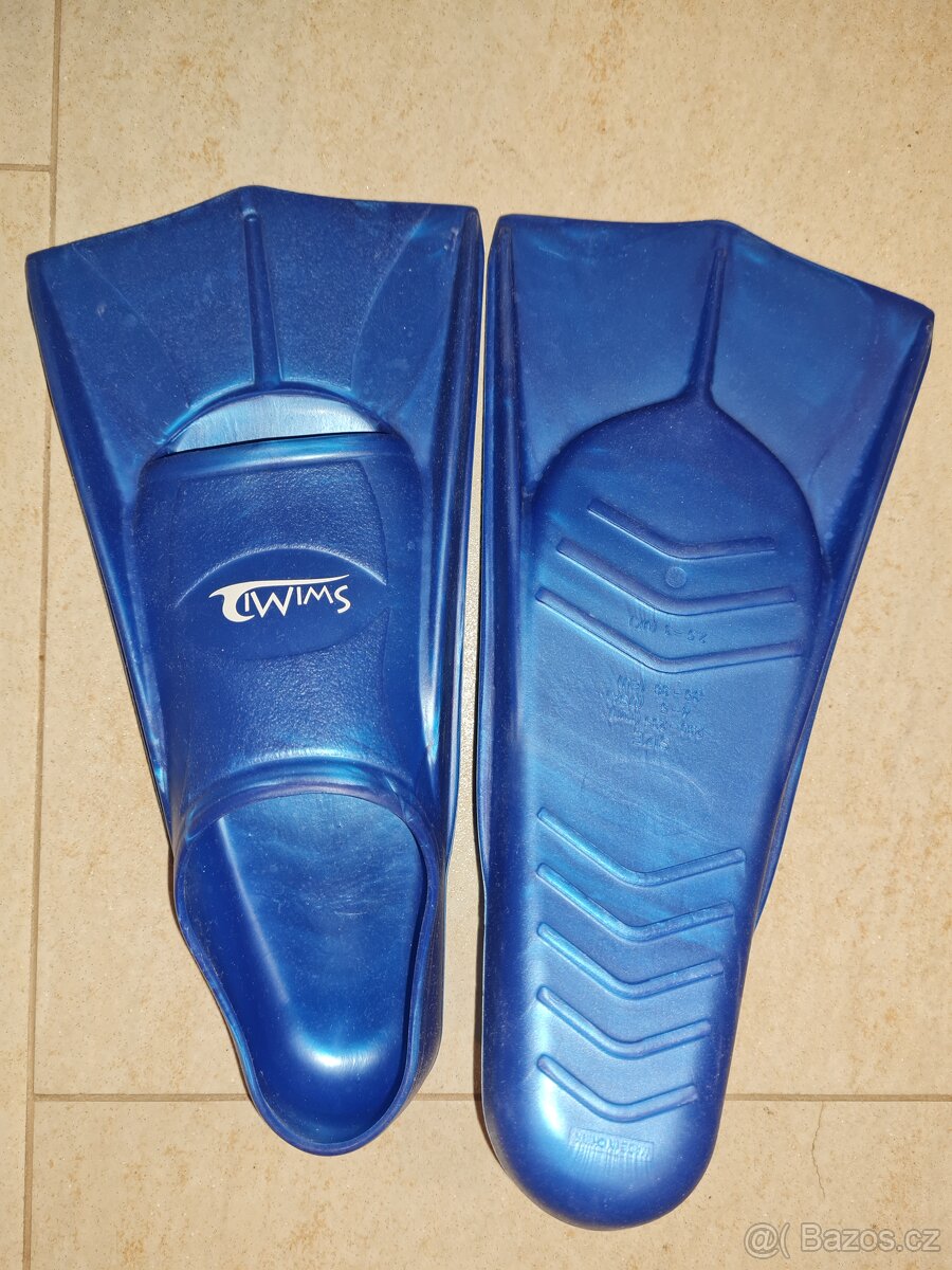 Dětská lyžařská helma, ploutve, permice akvapark a obuv - 2