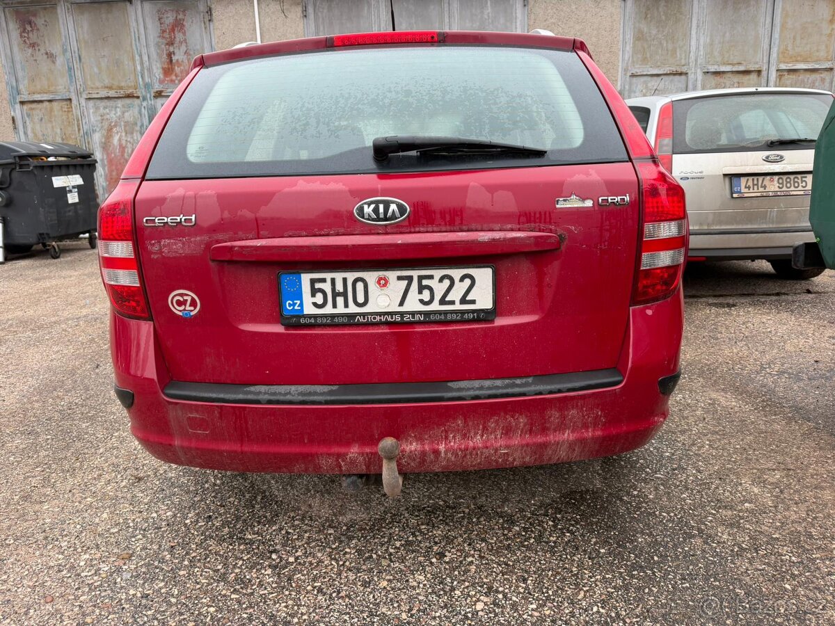 Kia Ceed 1.6 CRDI - 2