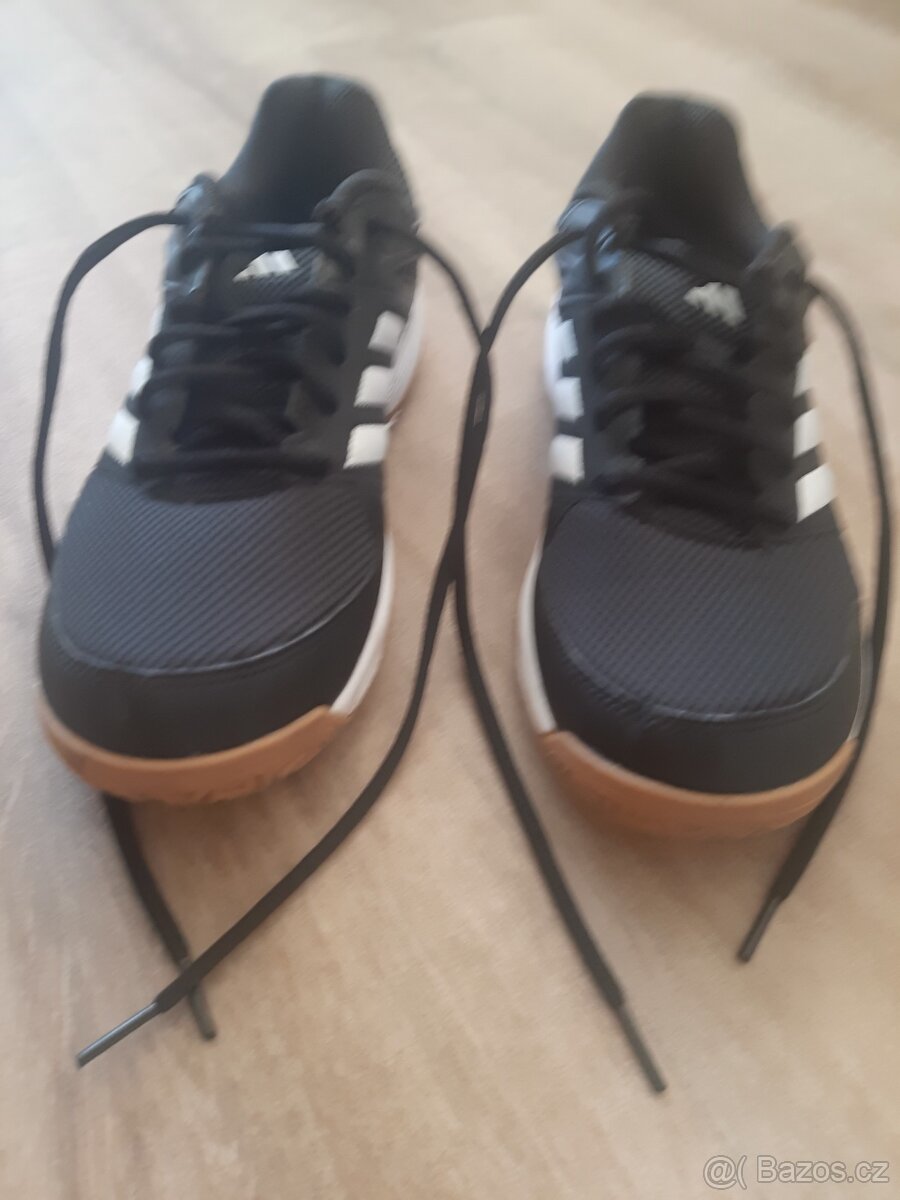 Adidas sálová obuv, vel. EU 39 - 2