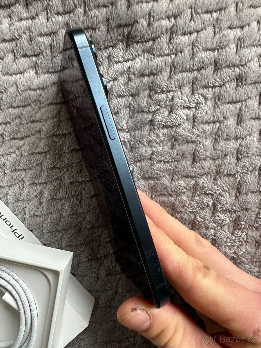 Apple iPhone 15 Pro Max – 256 GB – TOP stav - 2