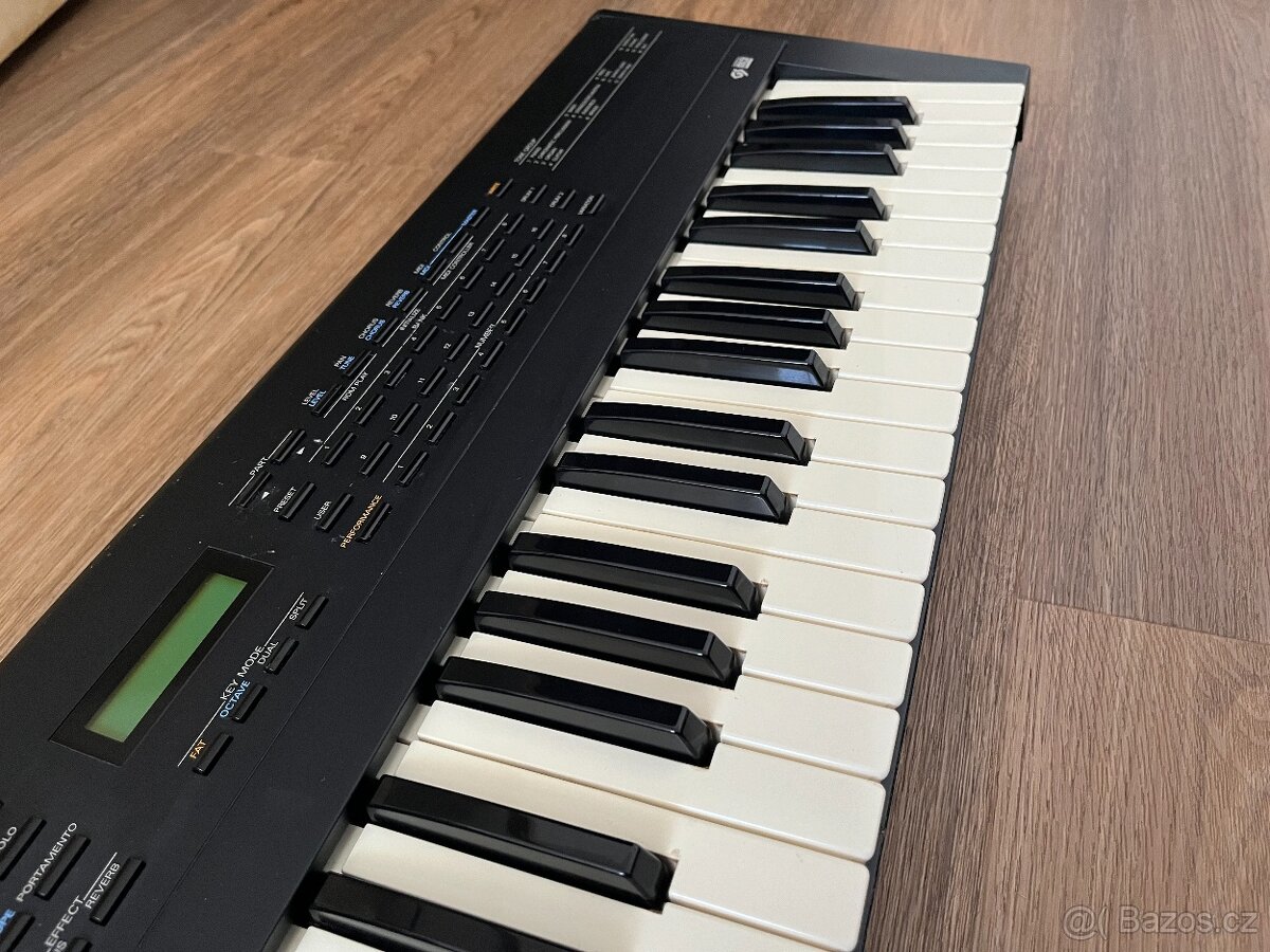 Roland JV-30 - 2