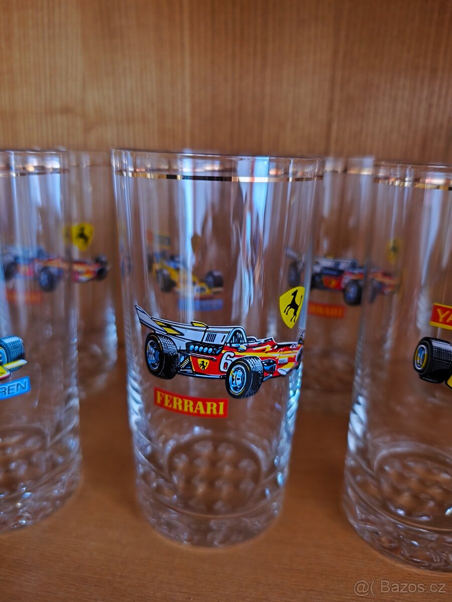 Skleničky s tématikou F1 - 2