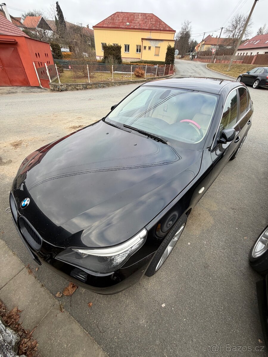 BMW E60 525xi | manuál | xDrive | NA DÍLY - 2