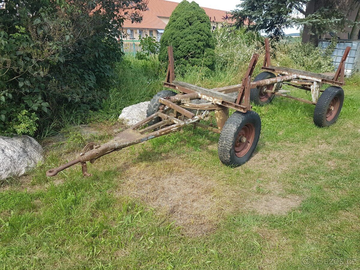 Přívěs na dřevo - 2