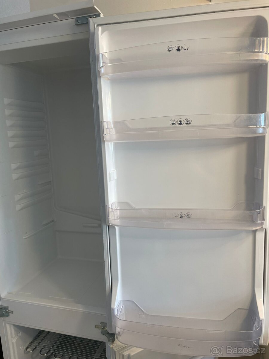 Prodám ledničku whirlpool - 2