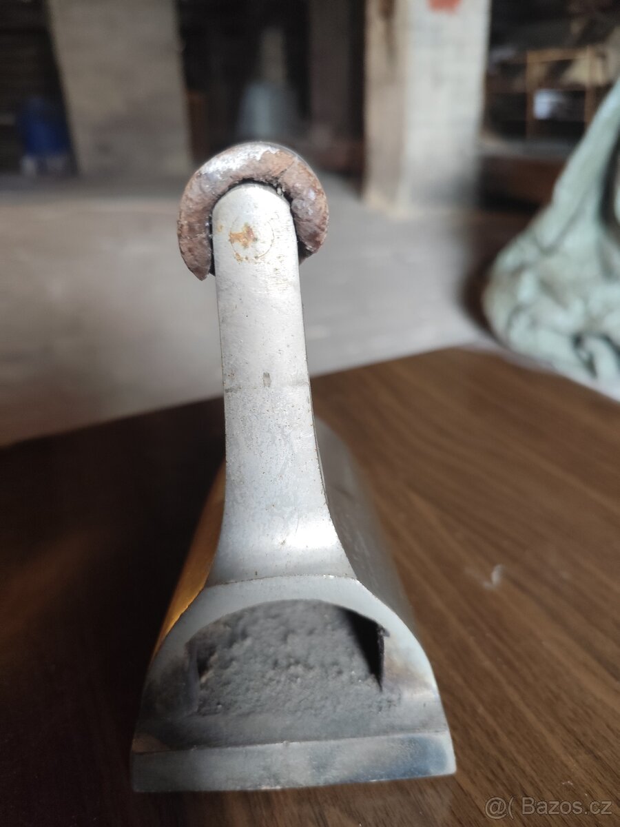 Retro žehličky - 2