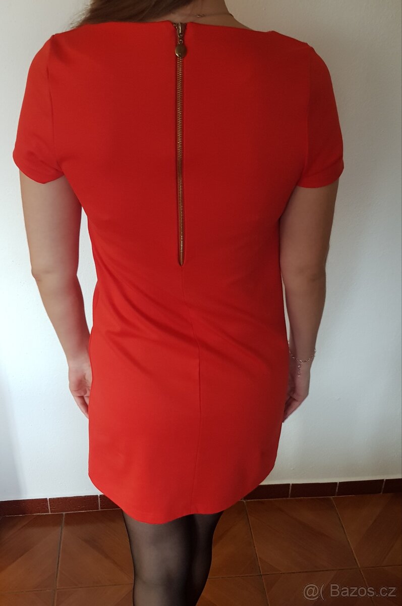 červené šaty - 2