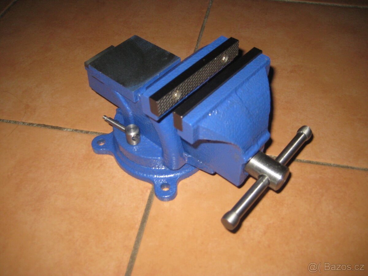 Svěrák otočný. - 2