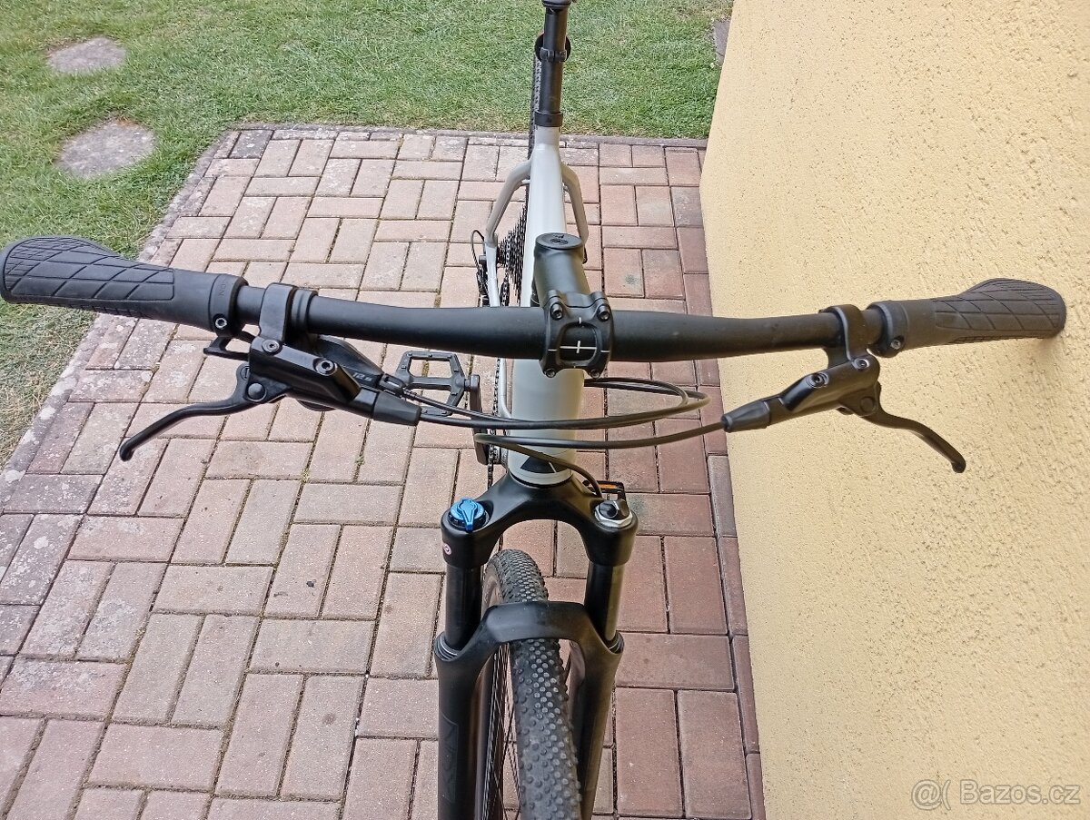 Trekové kolo - 2