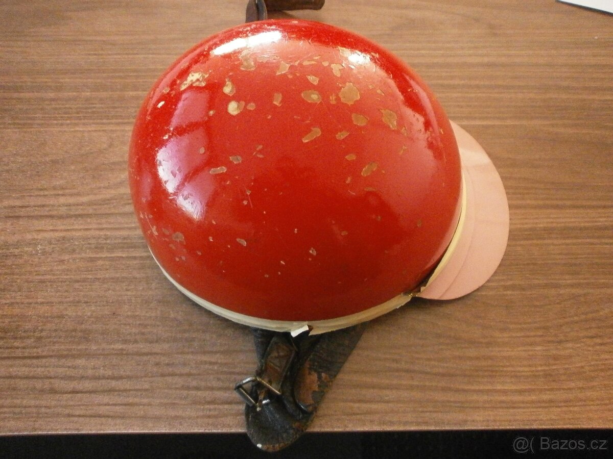 Stará helma - 2