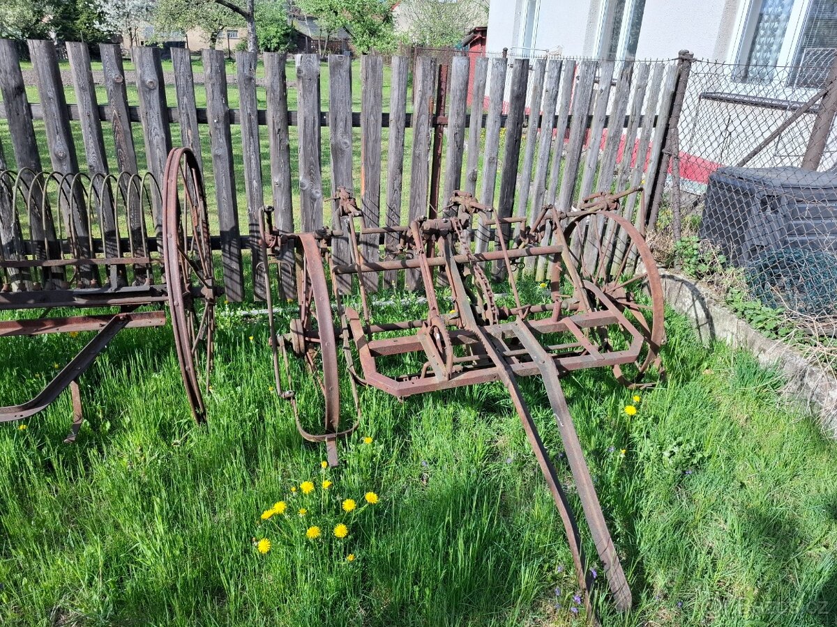 Nahrabovač a obraceč sena - 2