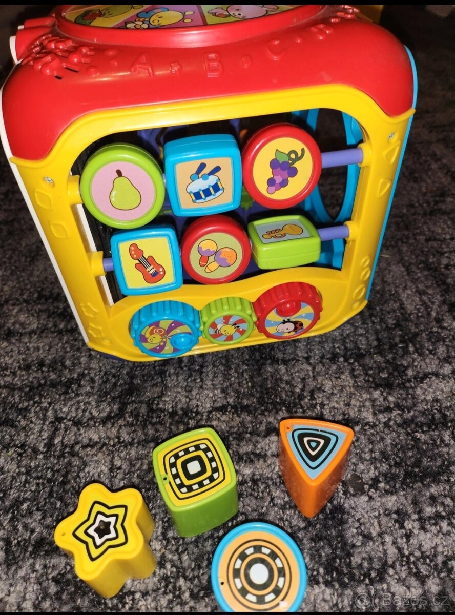 Interaktivní hrací kostka Vtech - 2