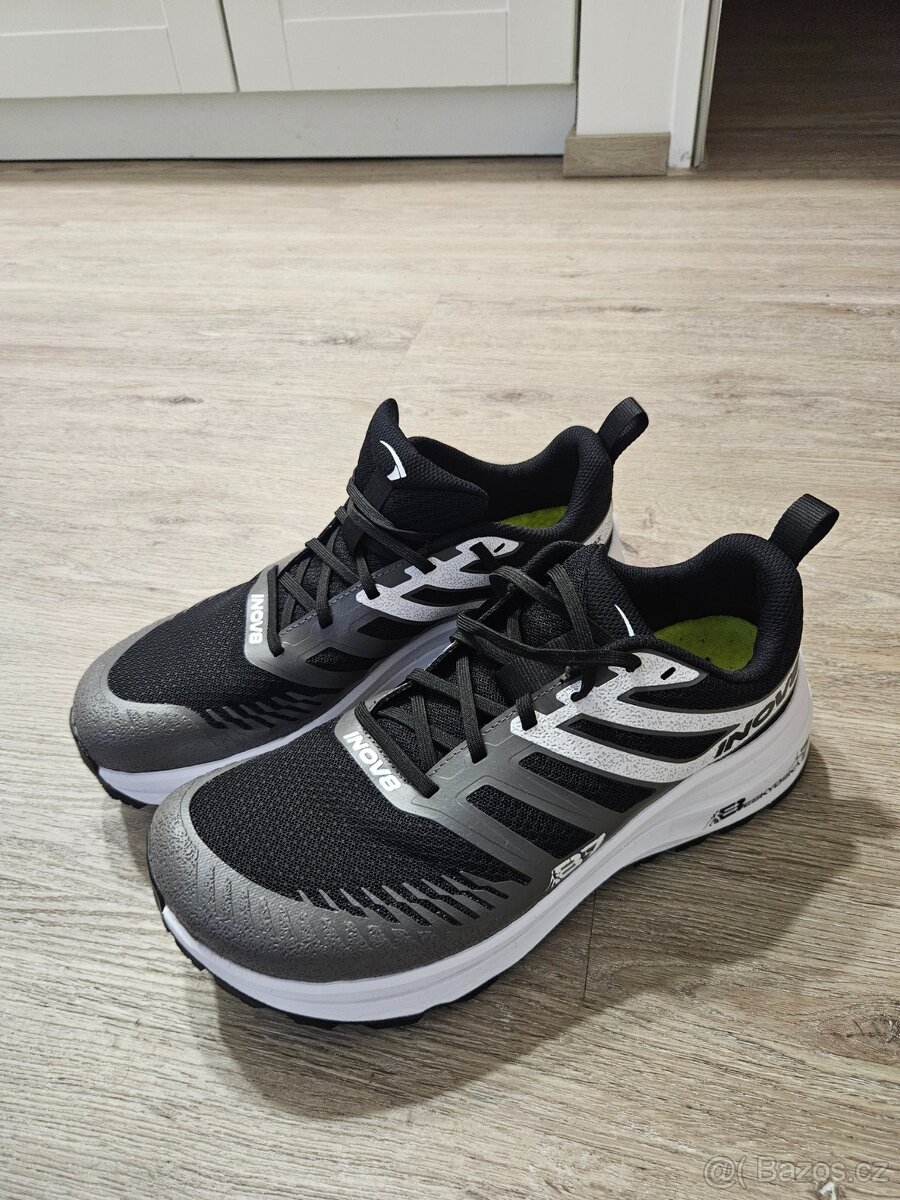 Běžecké boty INOV8 TRAILFLY MAX B7 - 2
