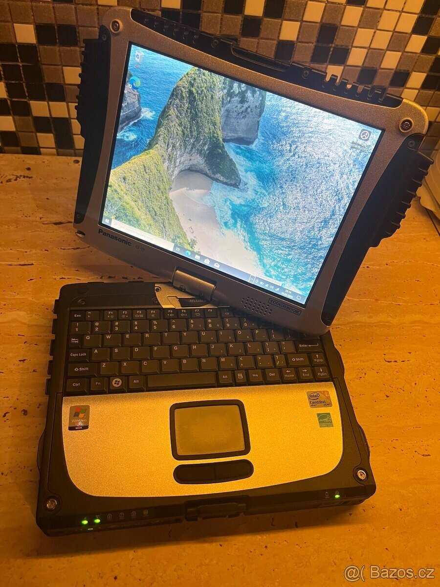 Panasonic Toughbook CF-19 – odolný notebook - 2