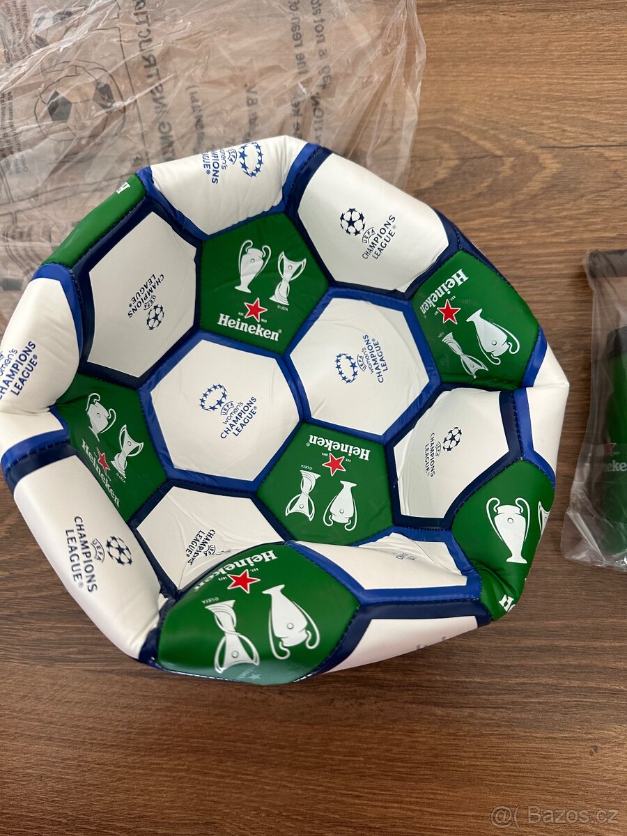 Fotbalový míč UEFA Heineken + pumpička (sada) - 2