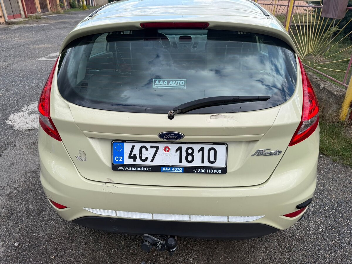 Ford Fiesta - 2