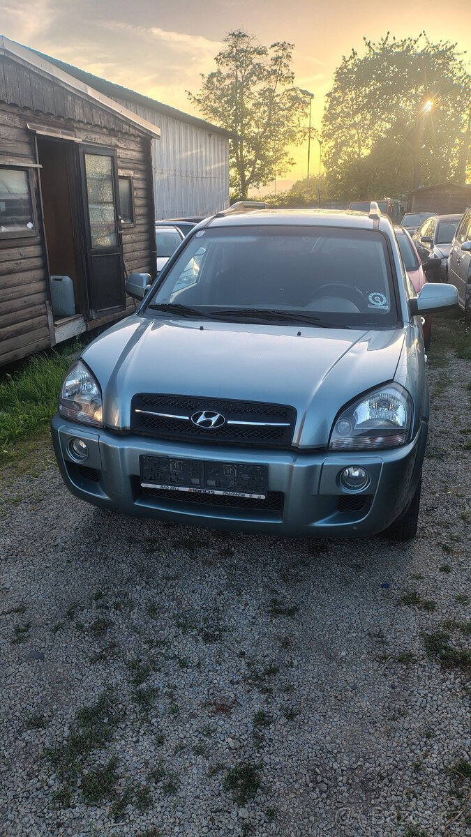 Hyundai Tucson 2,0 crdi - 2