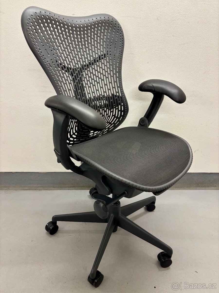 Kancelářská židle Herman Miller Mirra - top stav - 2