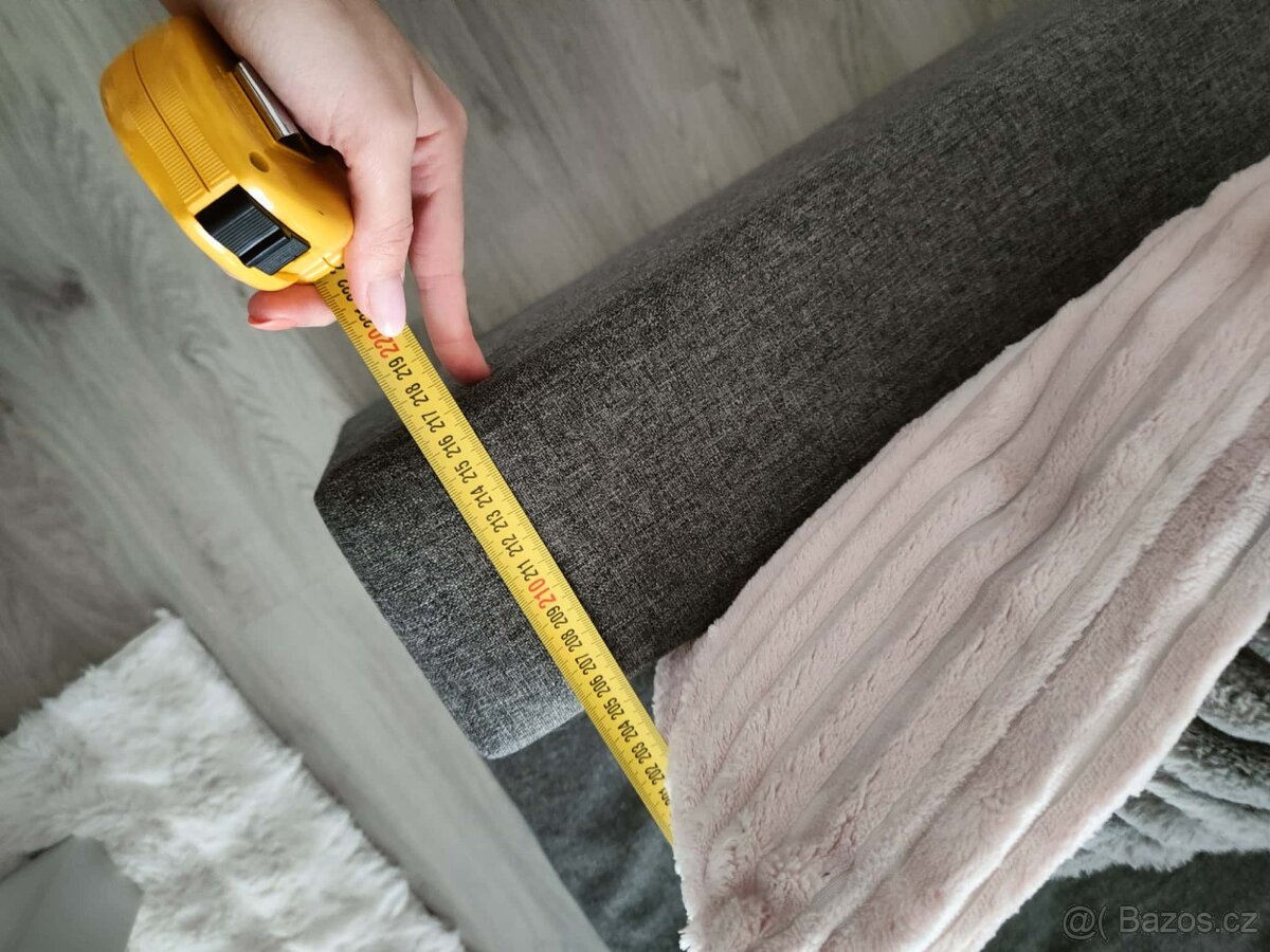 Rozkládací gauč - 2