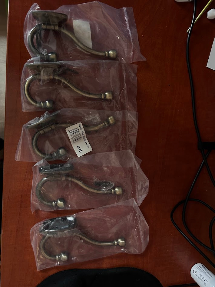 Věšák RENÉ BRONZ CH145 - 2