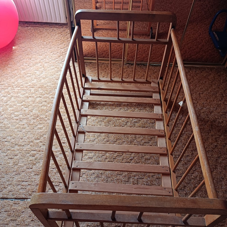 Dětská postýlka - 2