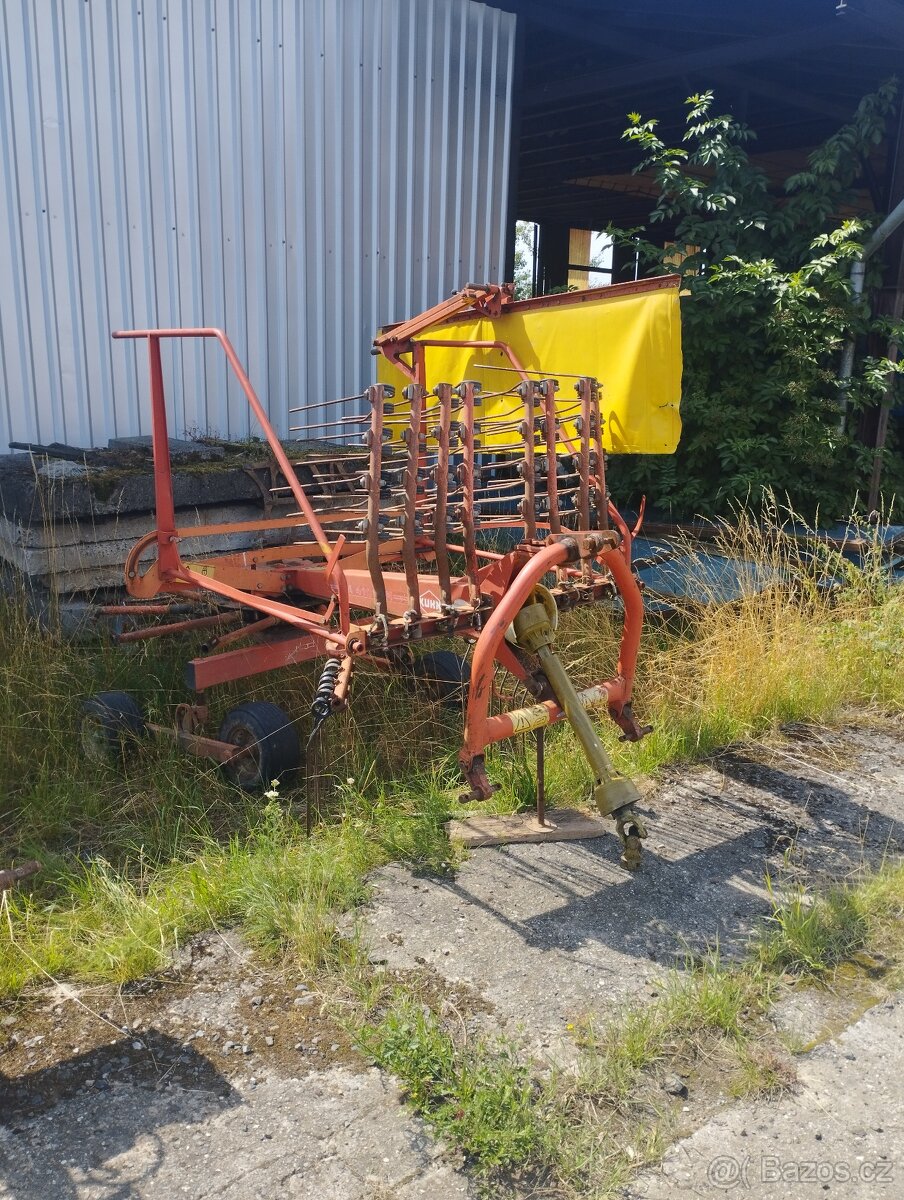 Prodáme zemědělské stroje. - 2