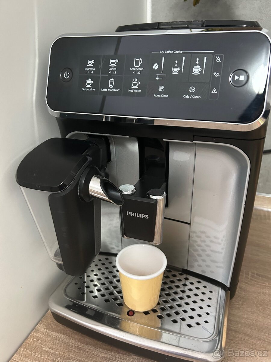 Kávovar Philips LatteGo 3300 - 2