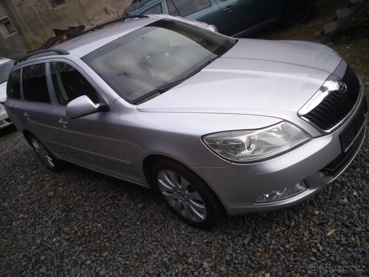 ŠKODA OCTÁVIA 1,9 tdi, BXE, combi, feislift - 2