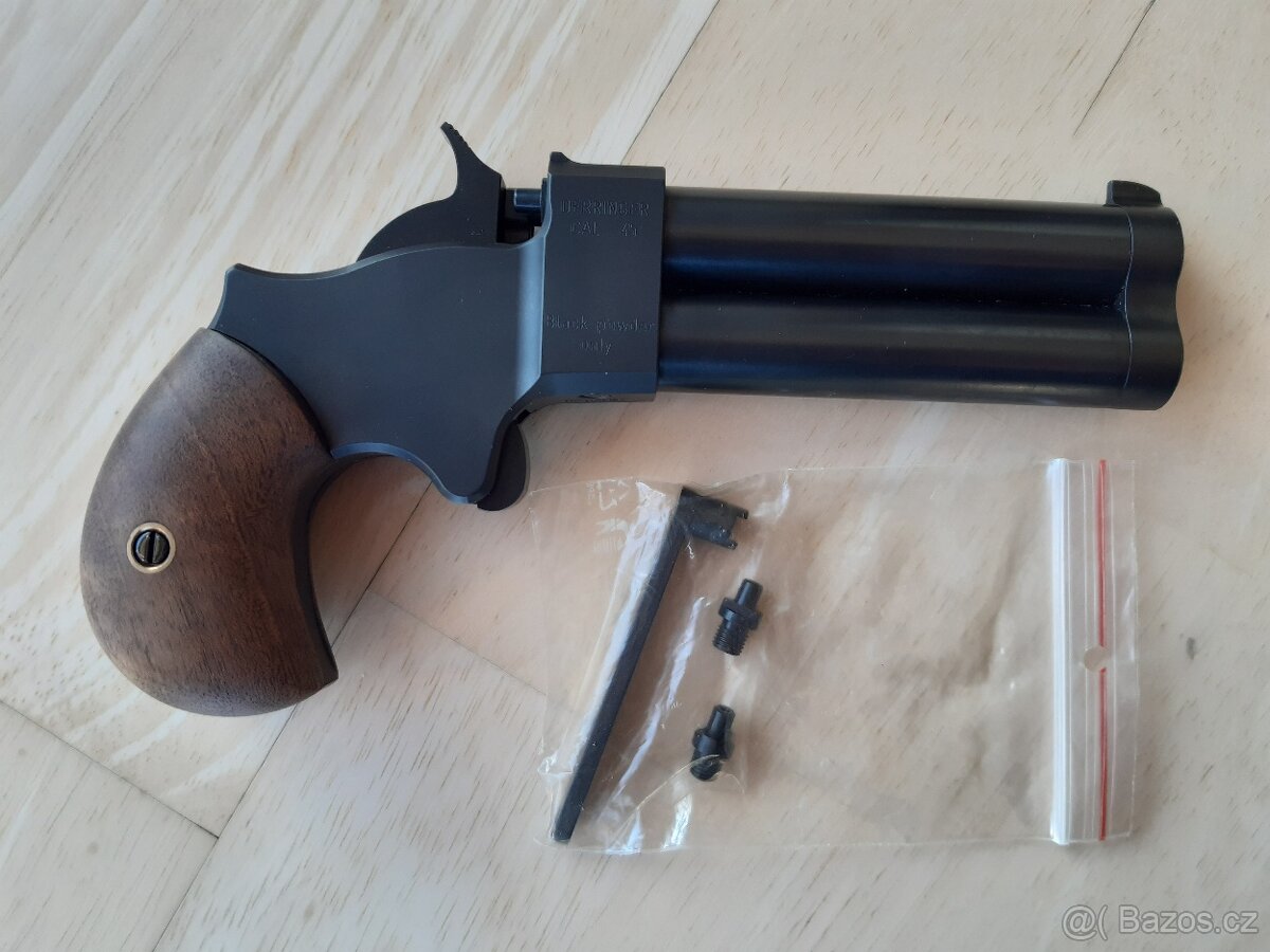 Derringer Great Gun .45, od 18 let - 2