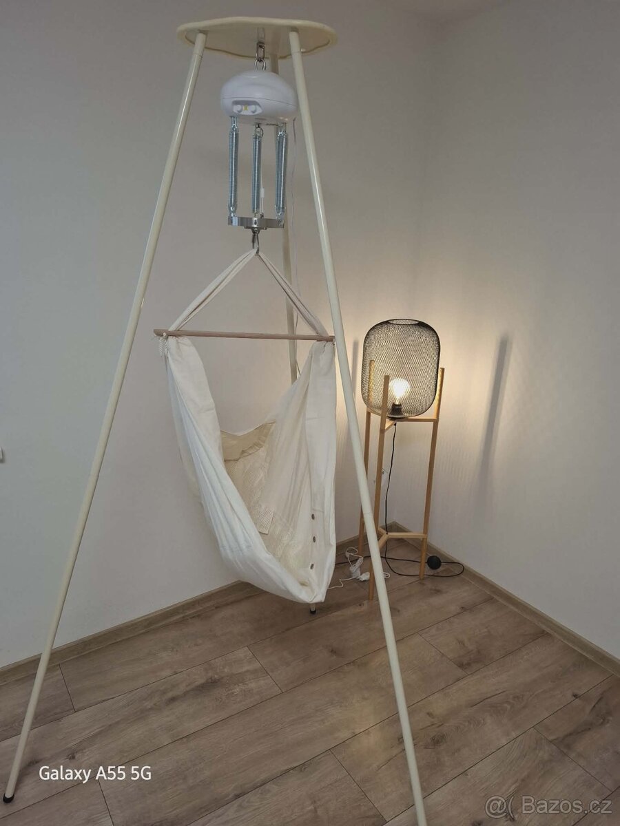 Kolébka-houpačka - 2