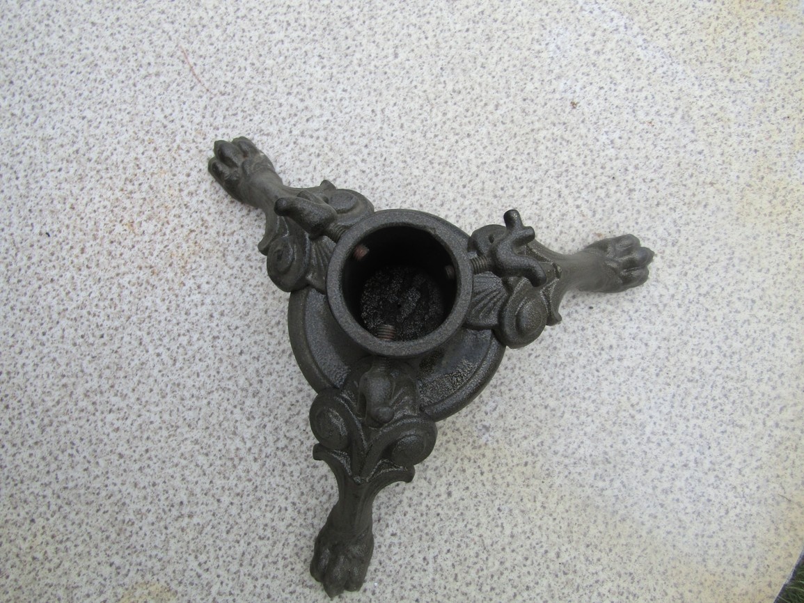 Stojan na vánoční stromek - litinový - 2