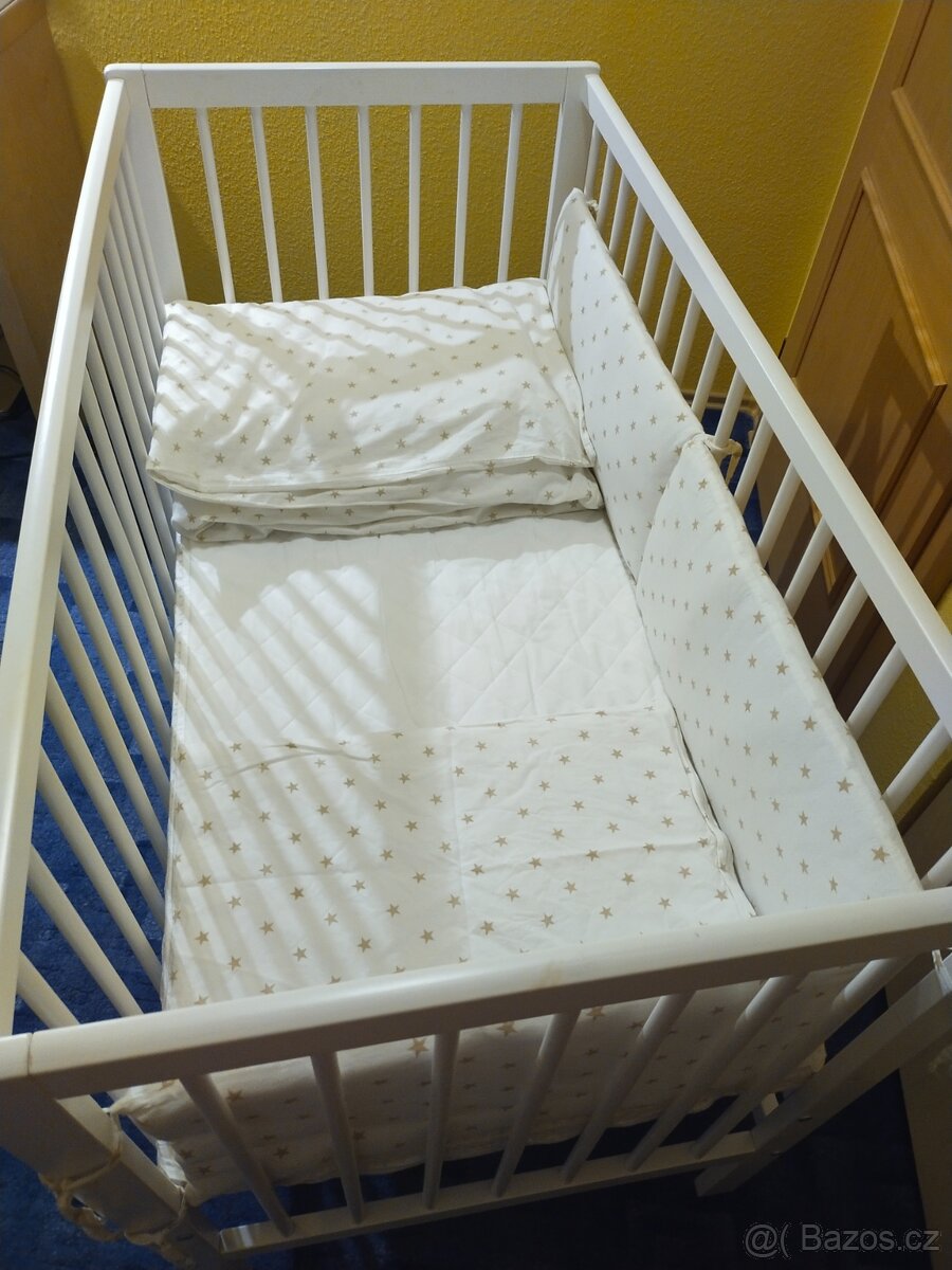 Dětská postýlka s příslušenstvím - 2
