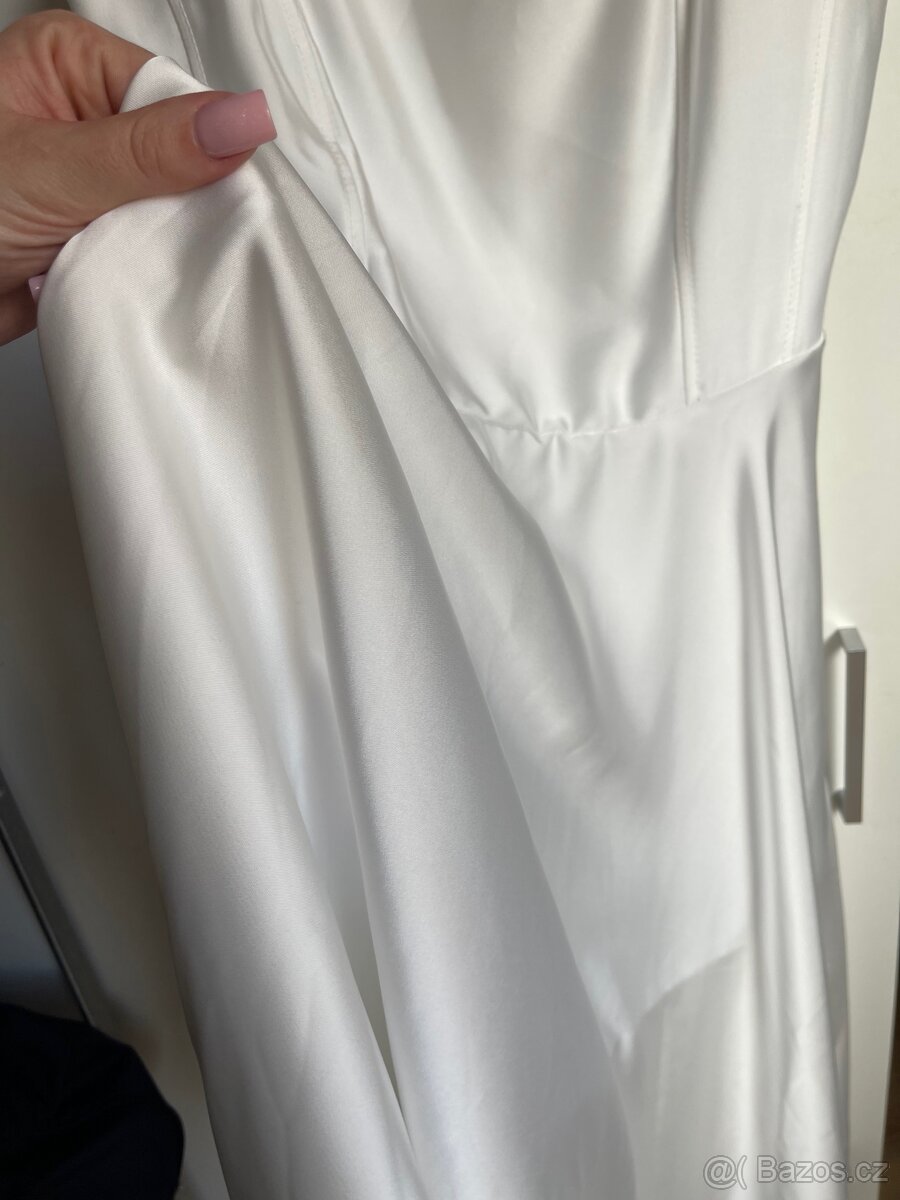 Bílé midi šaty - 2