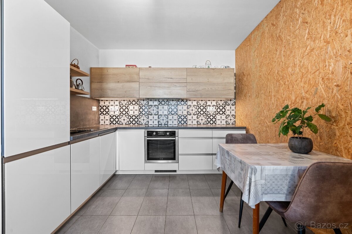 PRODEJ RODINNÉHO DOMU LUHAČOVICE - 2