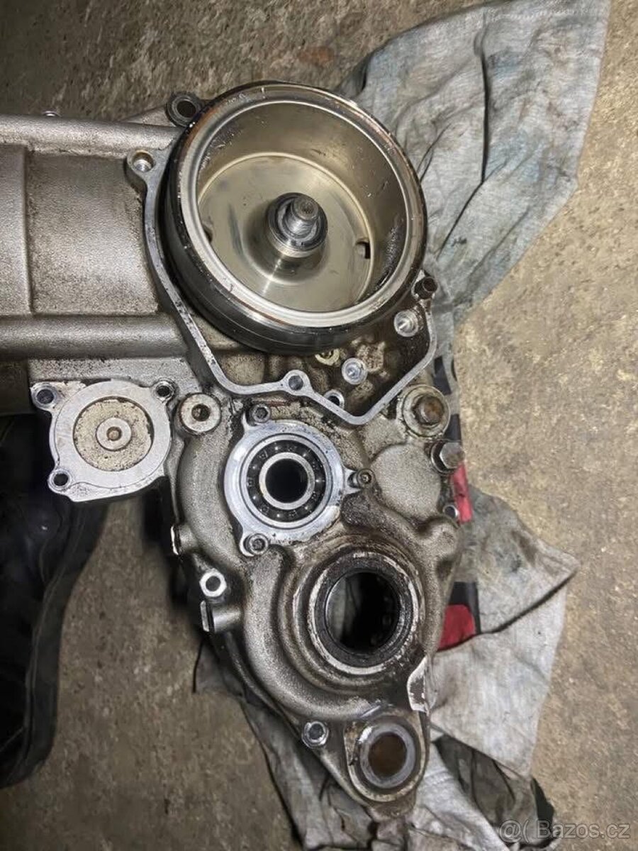 Díly motoru husaberg fe 450 2008 - 2