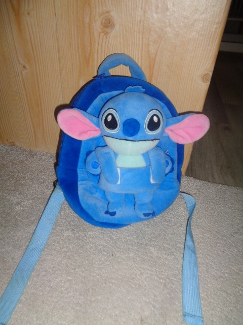 Plyšový batoh Stitch- velmi moderní a oblíbený - 2