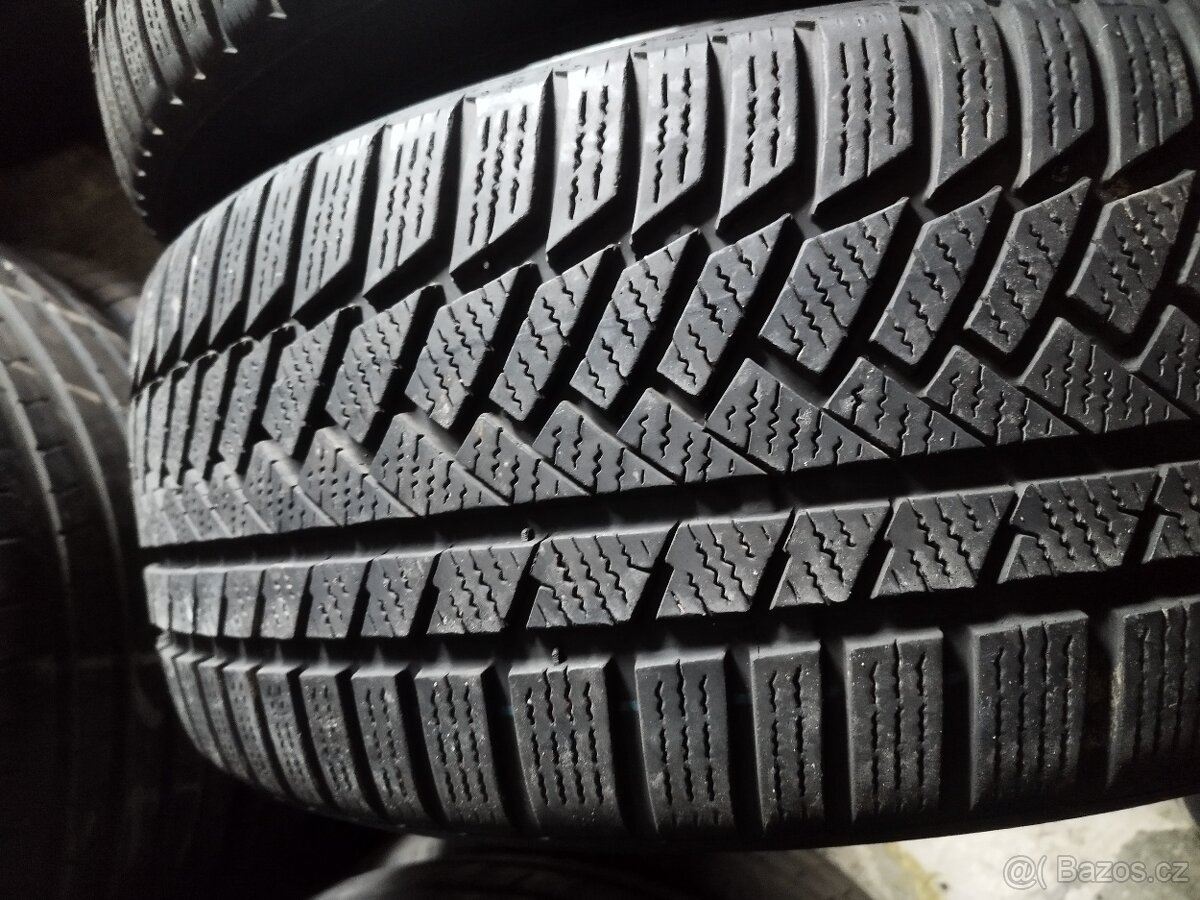 2ks CONTINENTAL 235/55 R18 - TOP STAV - 2