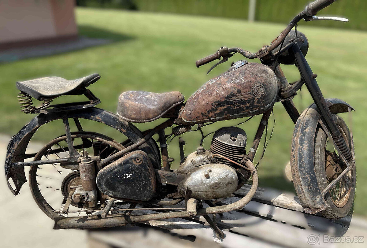 ČZ 125 T - 2