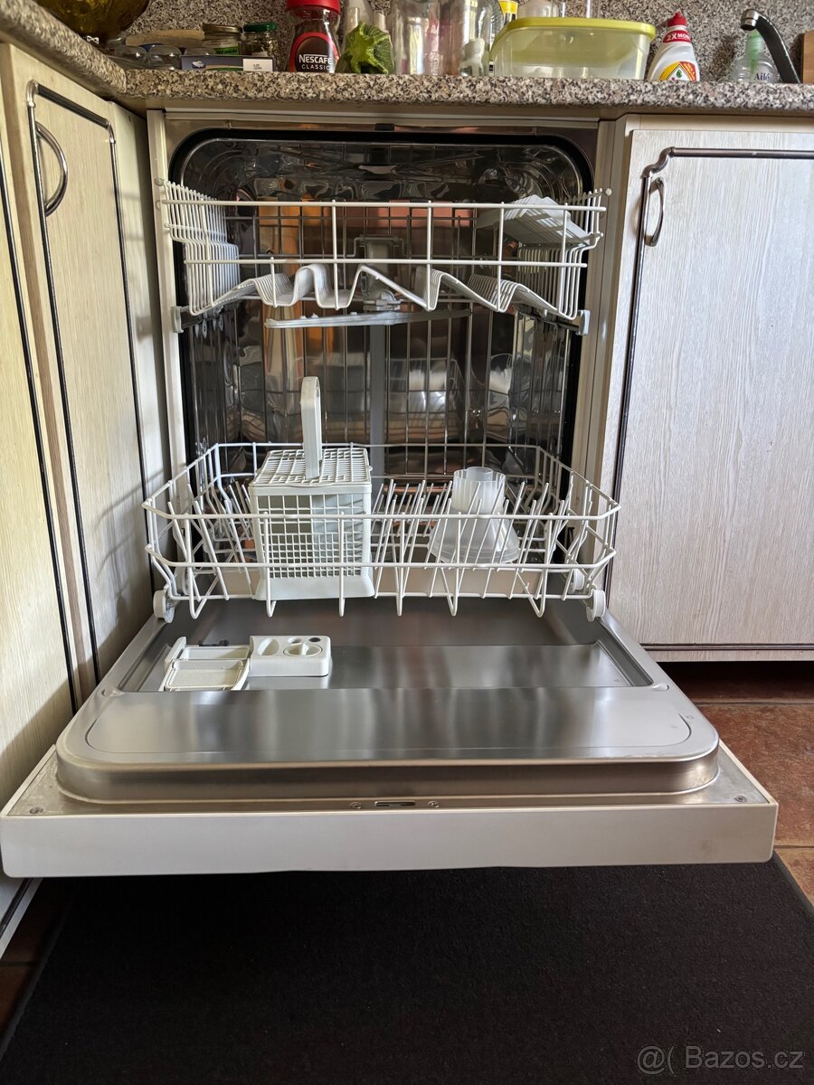 Myčka - 2
