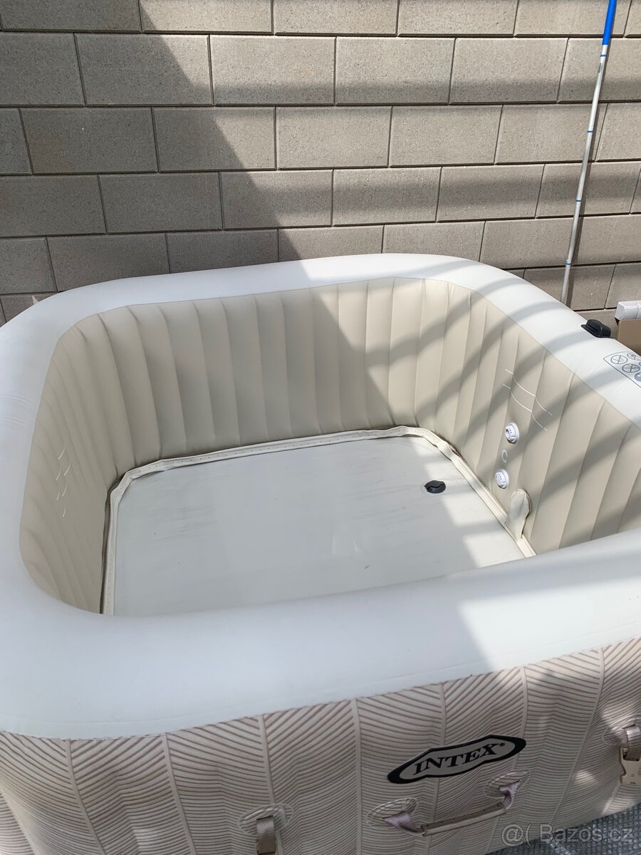 Intex Pure Spa Venkovní vířivka 83 Chevron Deluxe - 2