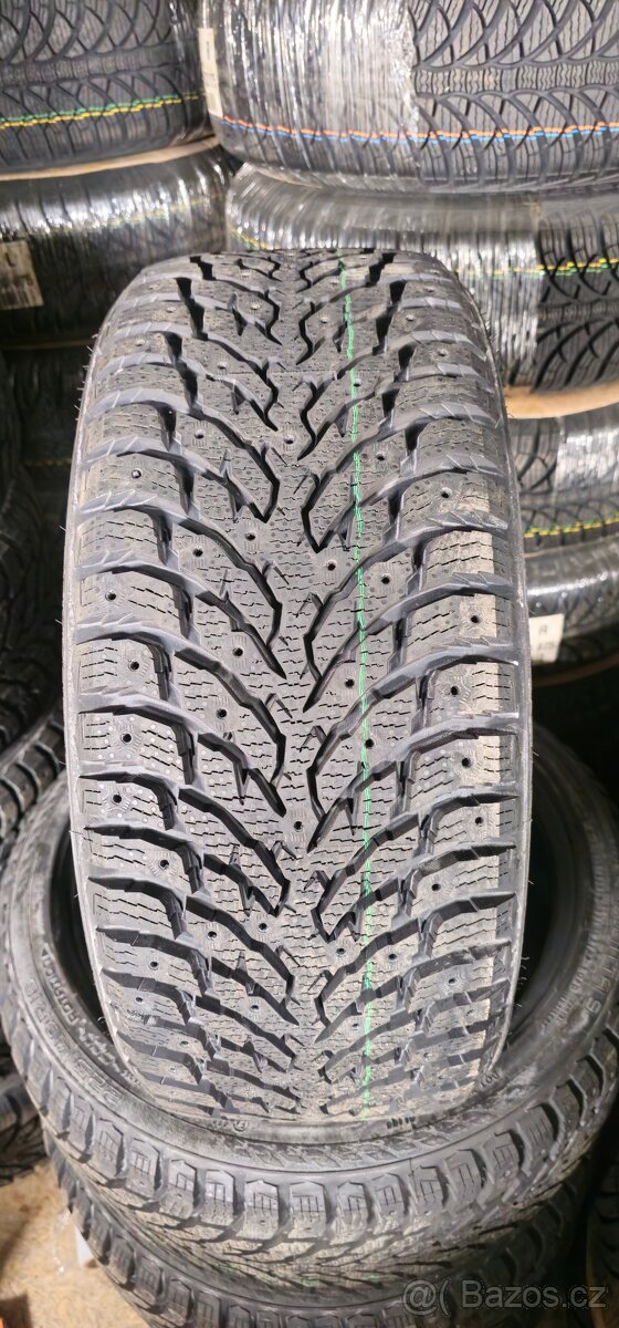 225/40/18 Nokian nove - 2