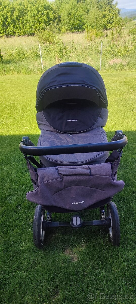 Dětský kočárek - 2