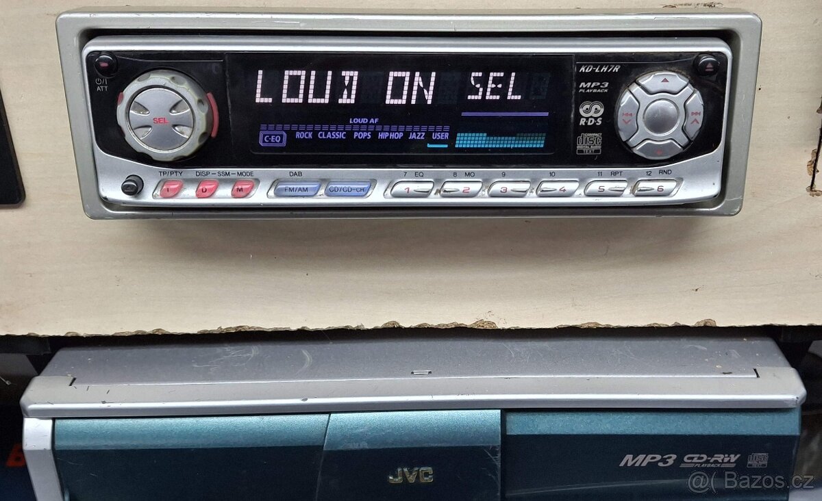 Autorádio JVC KD-LH7R + CD měnič 12CD MP3 - 2